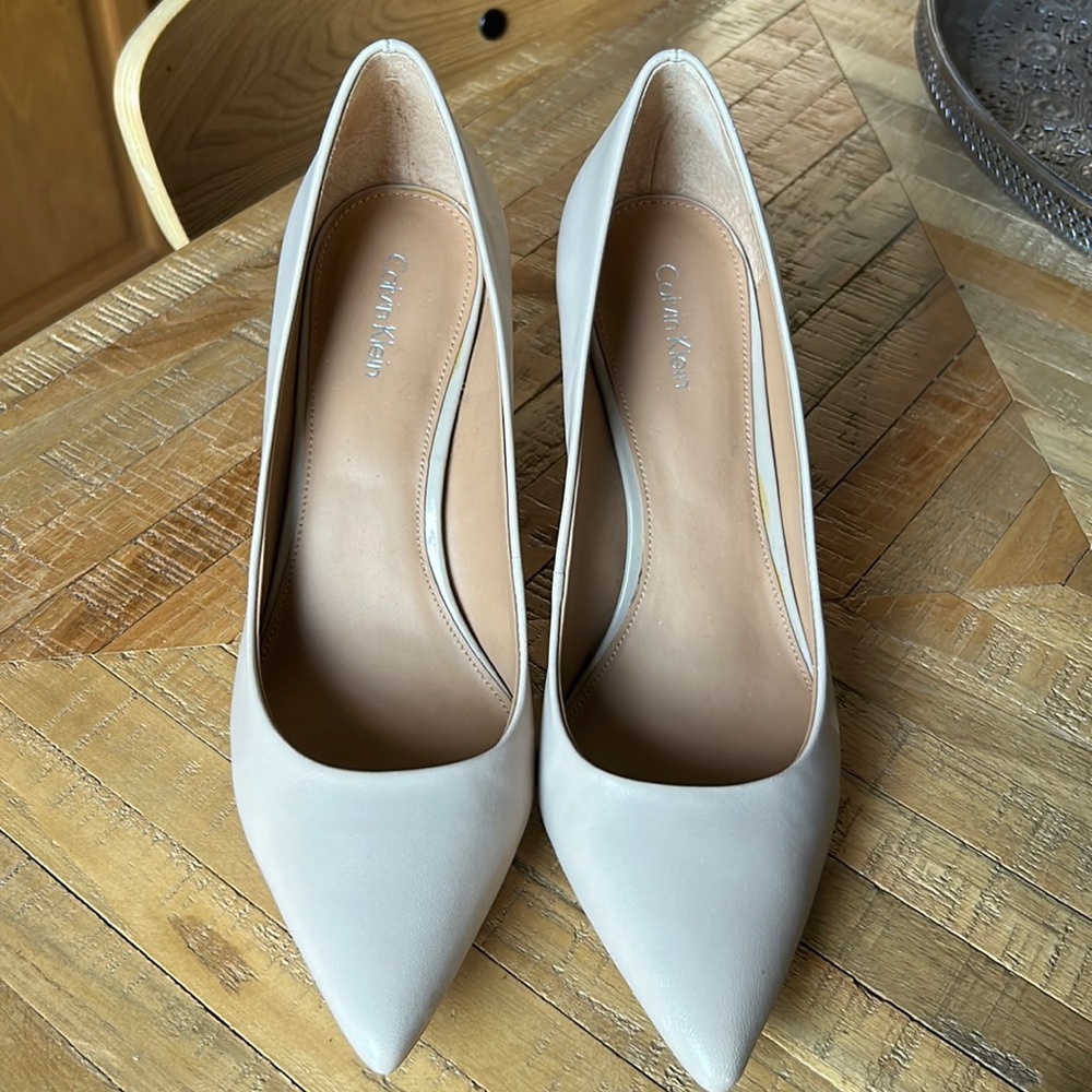 Gorgeous New Calvin Klein Nude Heels